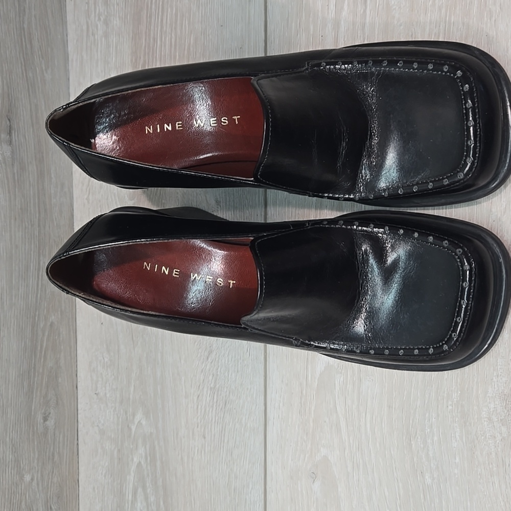Vintage Nine West Kinetic Leather Y2k Women's Loafers Square Toe Heel Shoes 7.5M - Picture 3 of 12